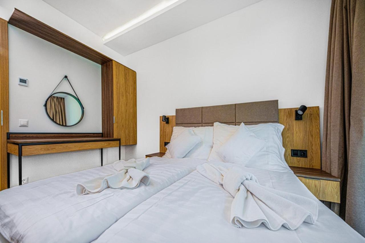 H55 Aparthotel Balatonlelle Exterior photo